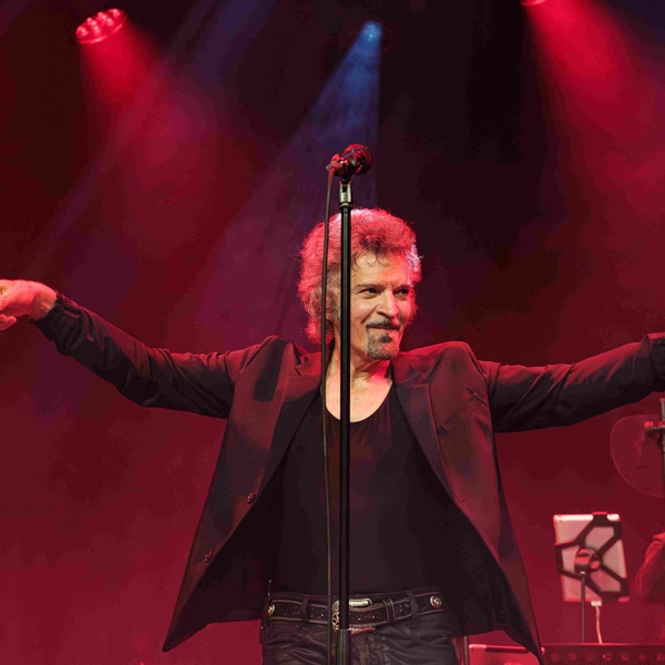 Gino Vannelli Up Close & Personal Concert