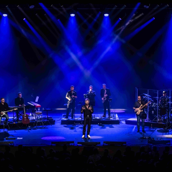 Gino Vannelli Up Close & Personal Concert