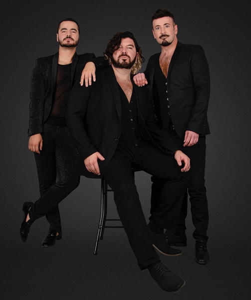 ELEMENTRIO: A Three Tenors Christmas