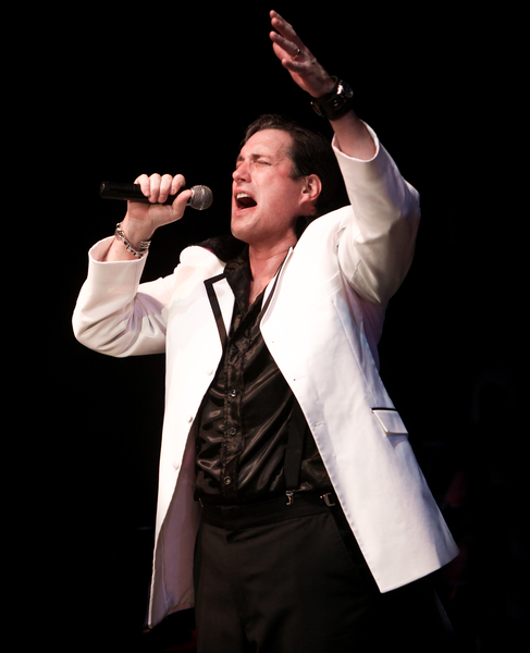 THE MUSIC OF NEIL DIAMOND starring David Fanning