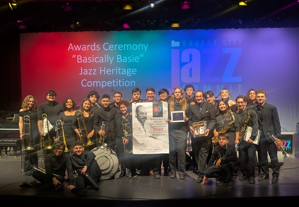 NOGALES HS APACHE JAZZ ENSEMBLES