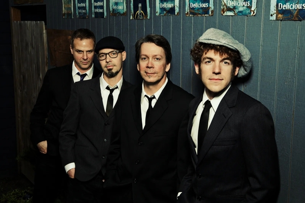 NYE Live at the Roxy ft. Roemen and The Whereabouts