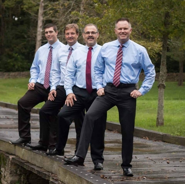 Fenced In with The Kentucky Journeymen