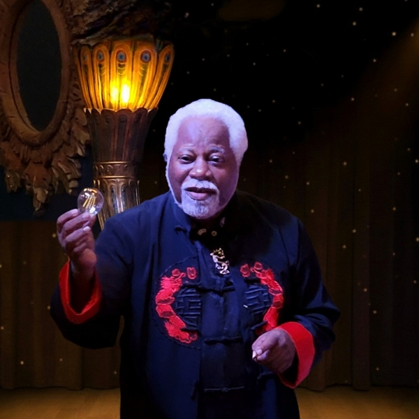 CHRIS CAPEHART MASTER MAGICIAN