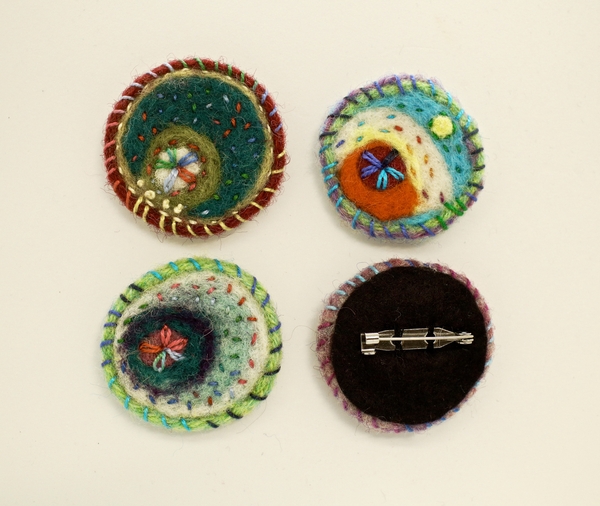 NEEDLE FELTED BROOCH