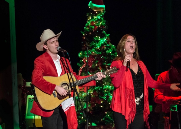HONKY TONK CHRISTMAS: Presented by Alex Mack Music