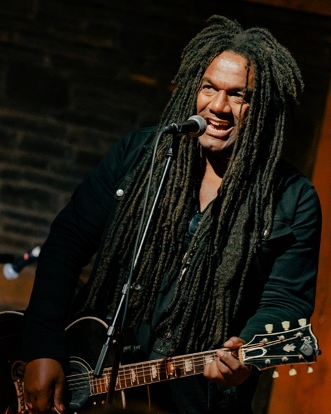 Jeffrey Gaines