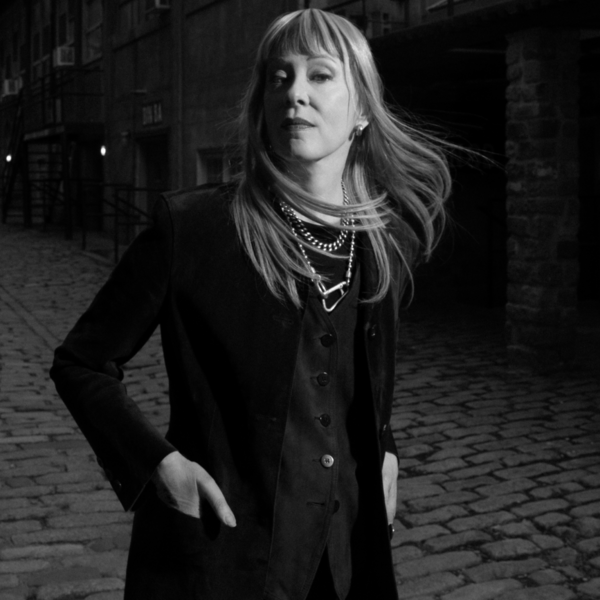 Suzanne Vega - Flying With Angels