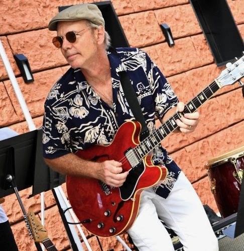 DAVE HILL GROUP