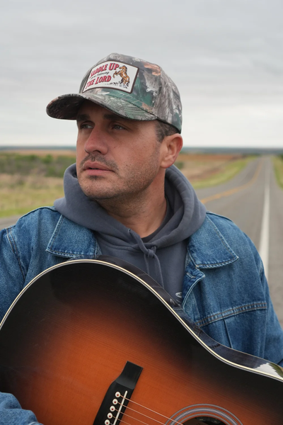 Logan Mac - Live at The Table at Madeley