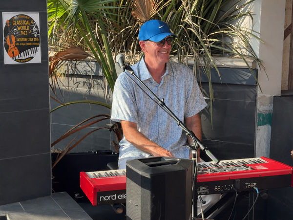 Ian Rusnell Live Piano