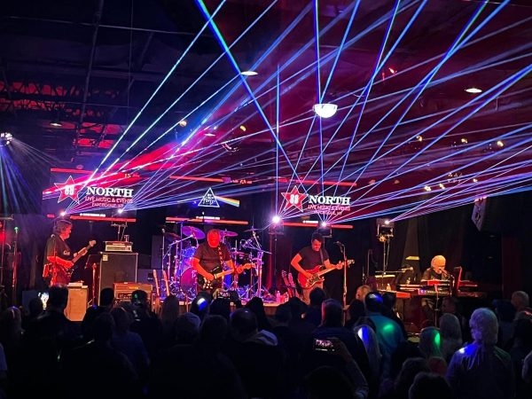 Us and Floyd (The Pink Floyd Experience)