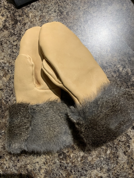 BEADED DEER HIDE MITTENS- 2 DAY