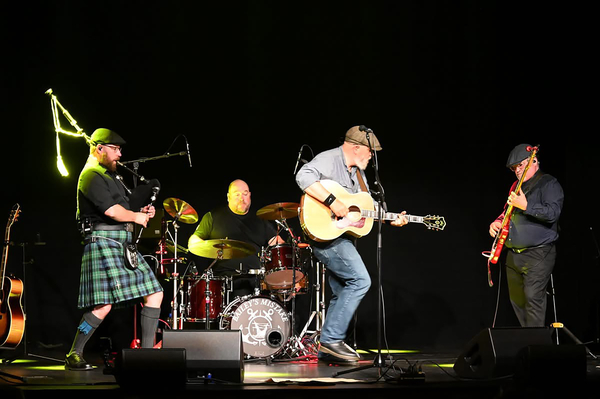 A Celtic Christmas Concert with Bailey's Mistake