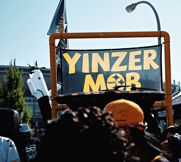 YinzerMob Pittsburgh Steelers Tailgate Party