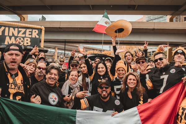 YinzerMob Pittsburgh Steelers Tailgate Party